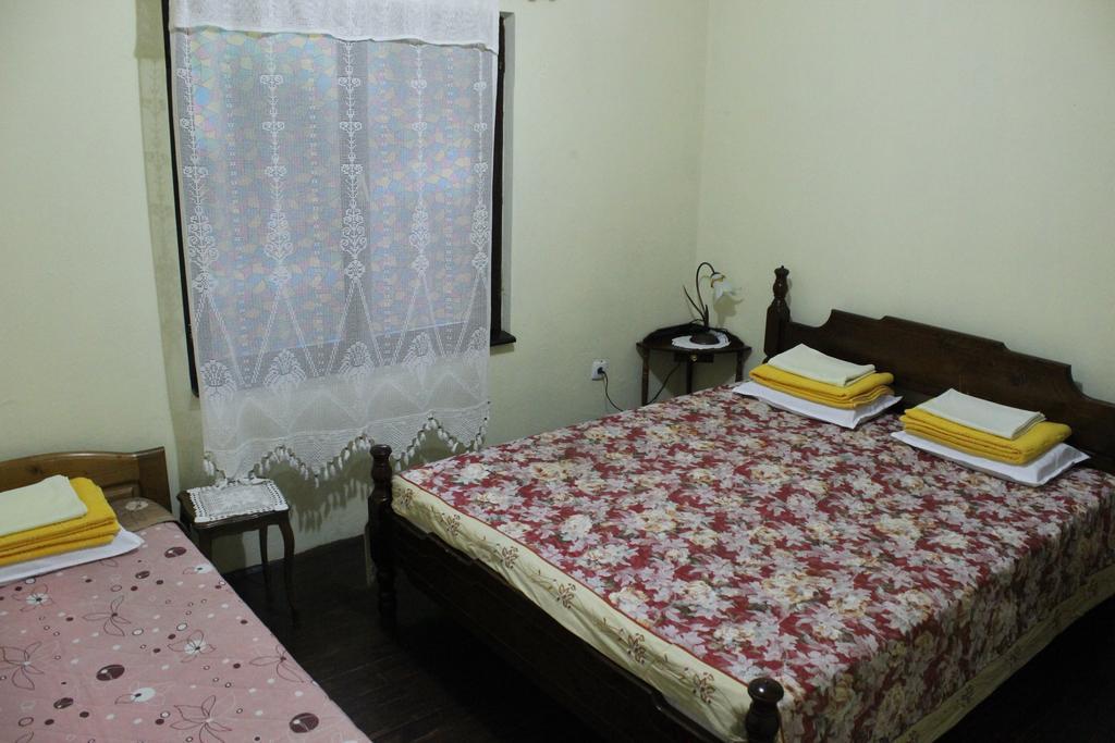 Apartments Mijuskovic Donji Morinj Δωμάτιο φωτογραφία