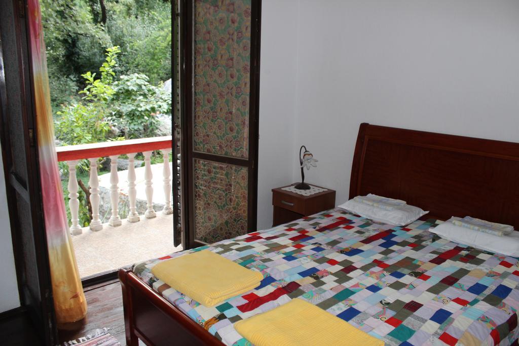 Apartments Mijuskovic Donji Morinj Εξωτερικό φωτογραφία