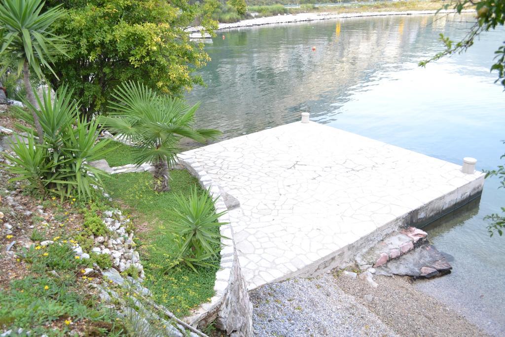 Apartments Mijuskovic Donji Morinj Εξωτερικό φωτογραφία