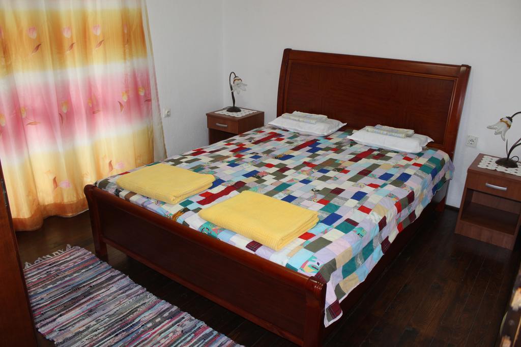 Apartments Mijuskovic Donji Morinj Δωμάτιο φωτογραφία
