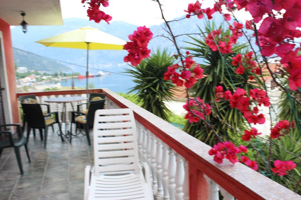 Apartments Mijuskovic Donji Morinj Δωμάτιο φωτογραφία
