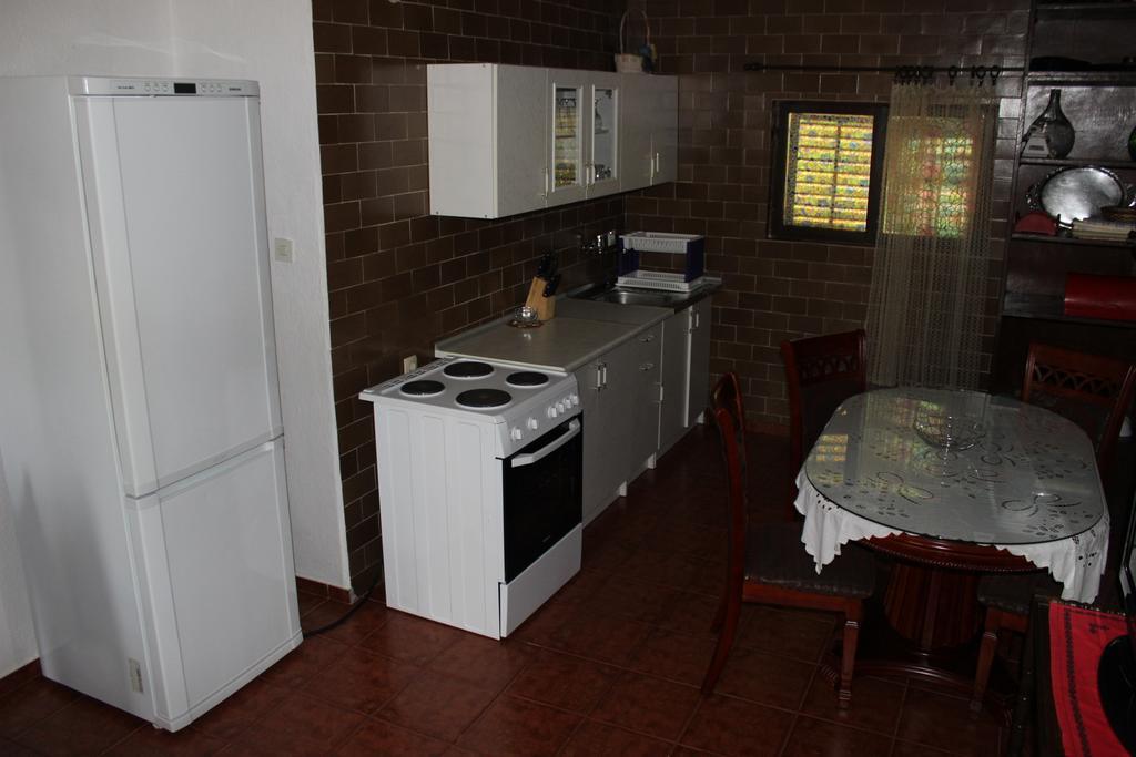 Apartments Mijuskovic Donji Morinj Δωμάτιο φωτογραφία